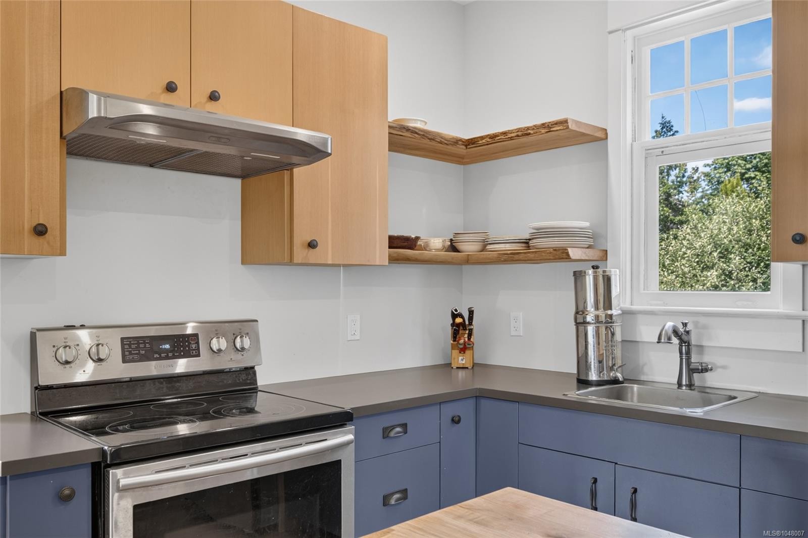 307 3Rd St, Courtenay, BC