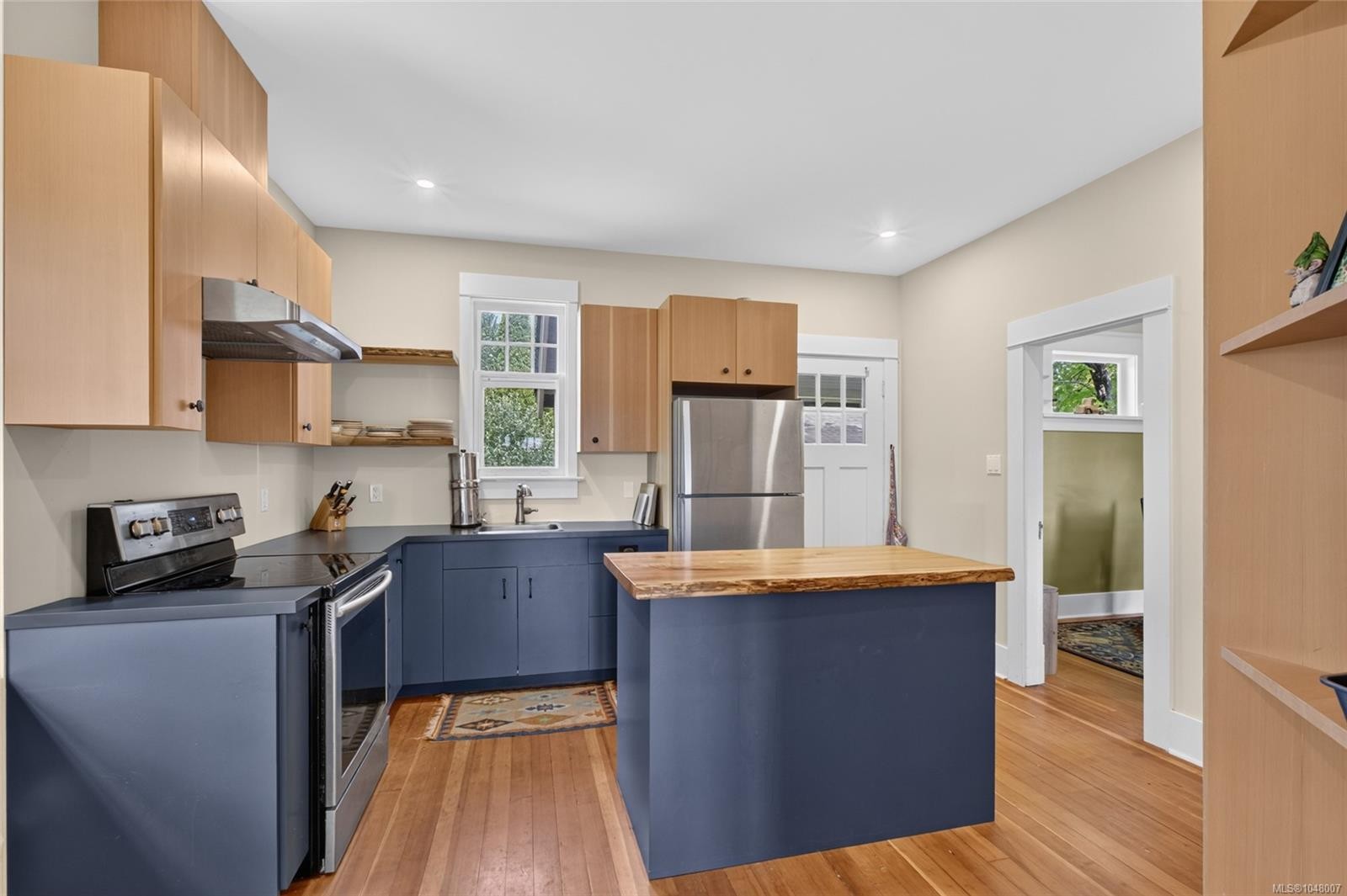 307 3Rd St, Courtenay, BC