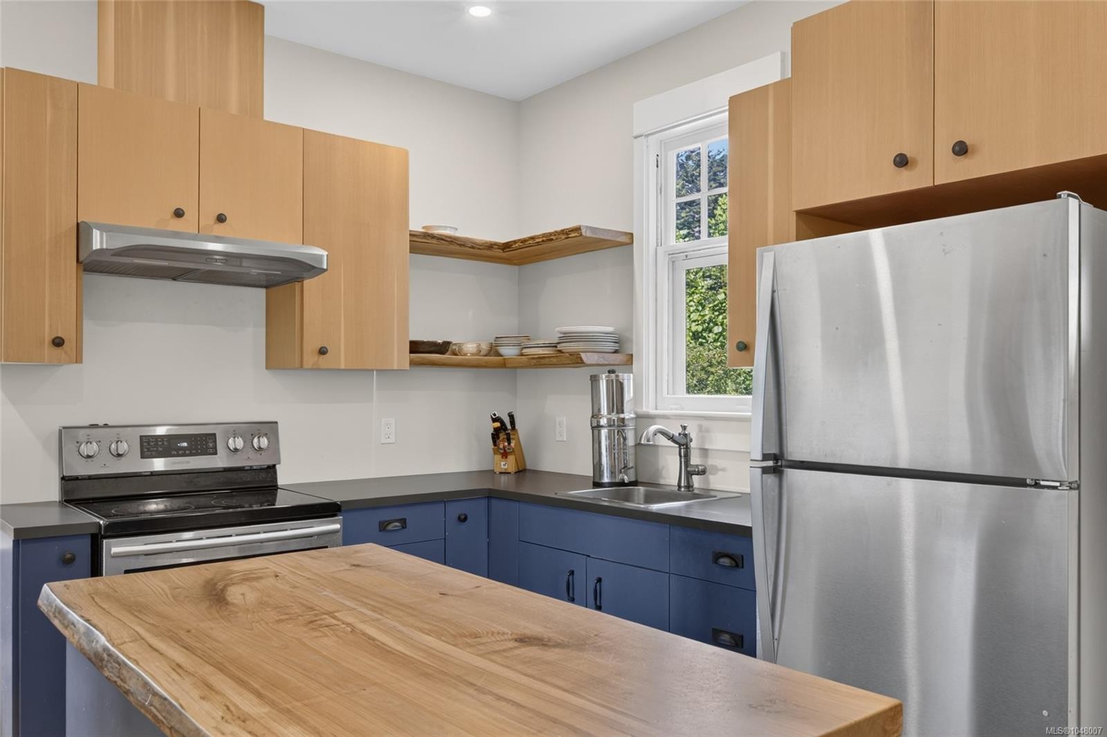 307 3Rd St, Courtenay, BC