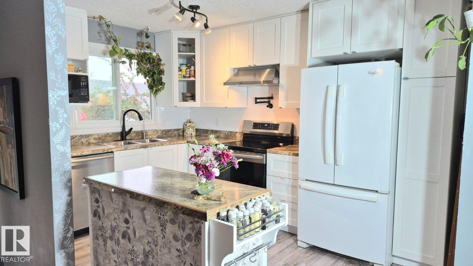 5201 56A St, Beaumont, AB