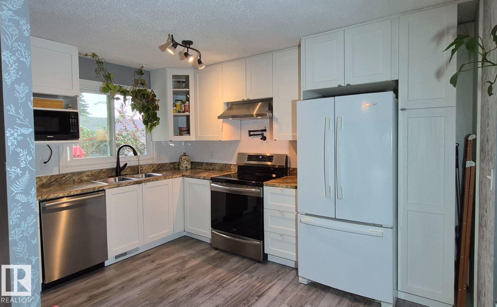 5201 56A St, Beaumont, AB