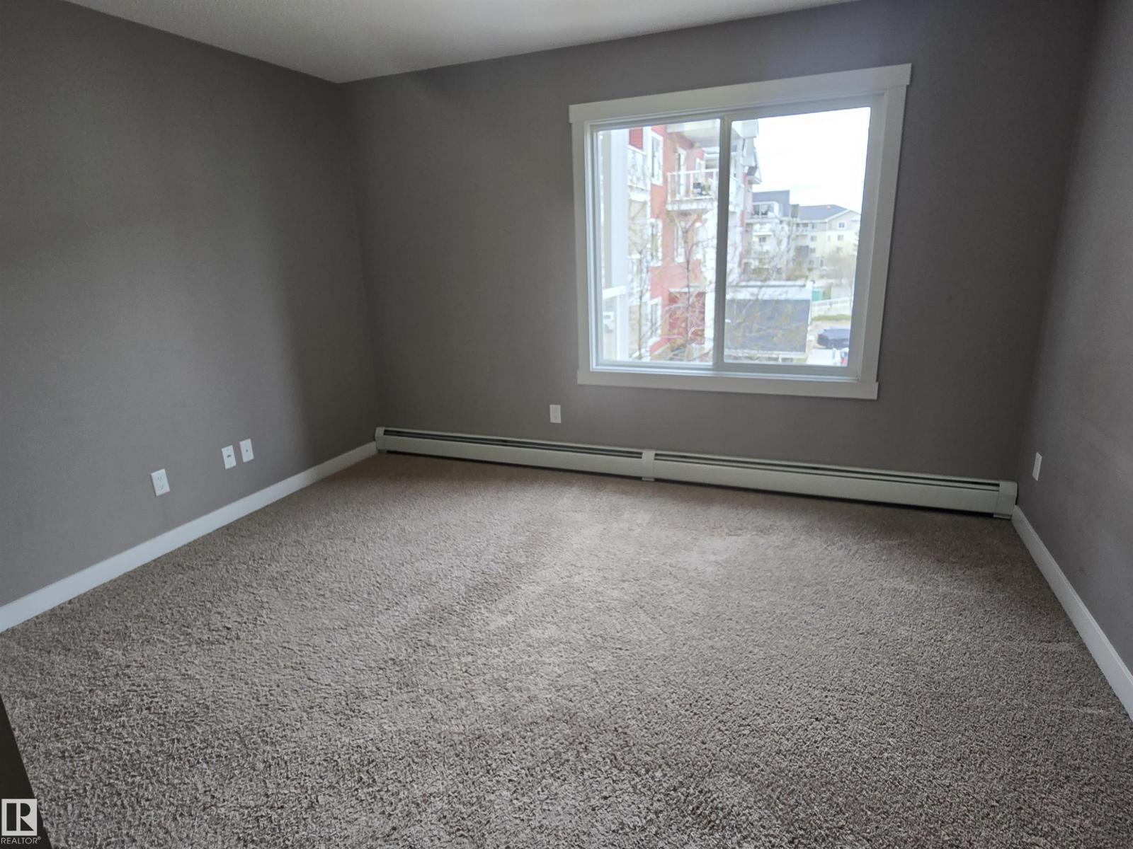 2207 44 Av Nw, Edmonton, AB