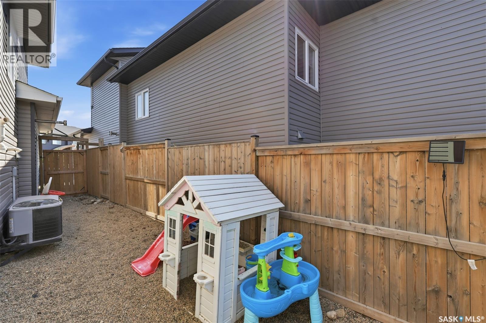 315 Underhill Bend, Saskatoon, SK