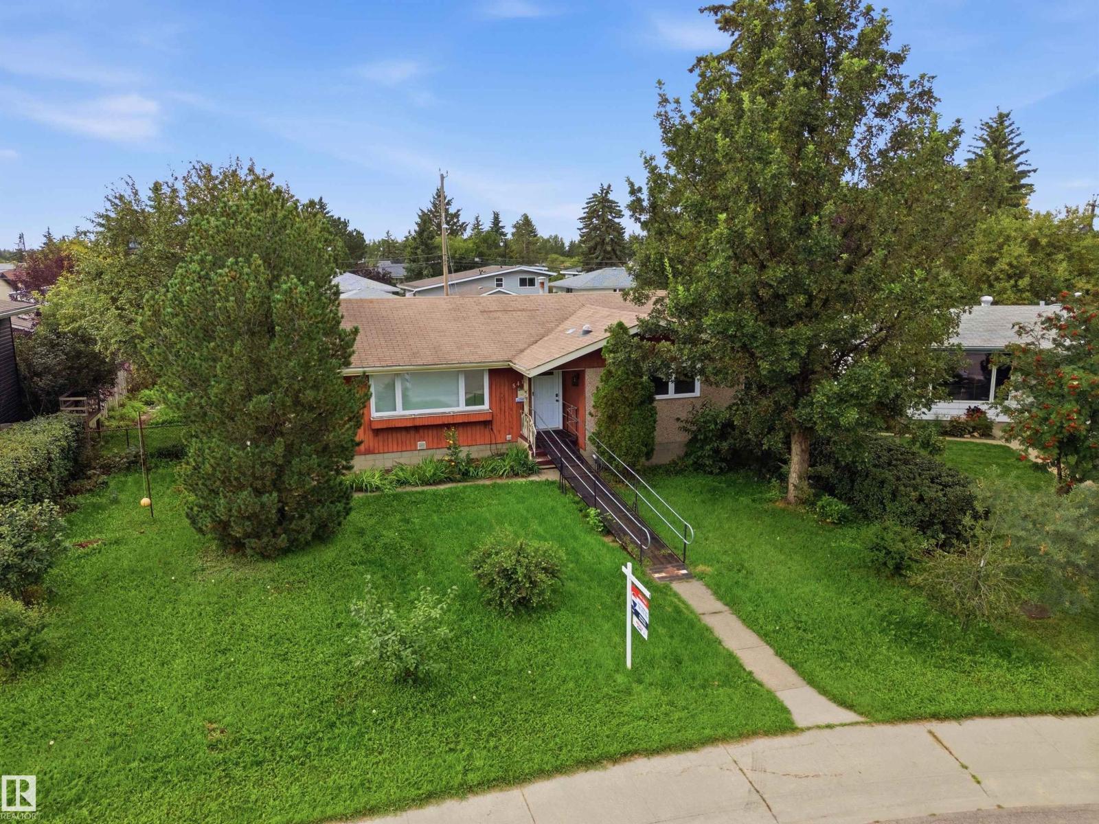 5416 114A St Nw, Edmonton, AB
