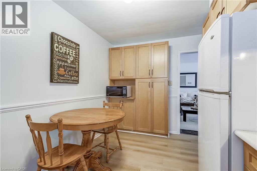 2145 Sandringham Drive, Burlington, ON