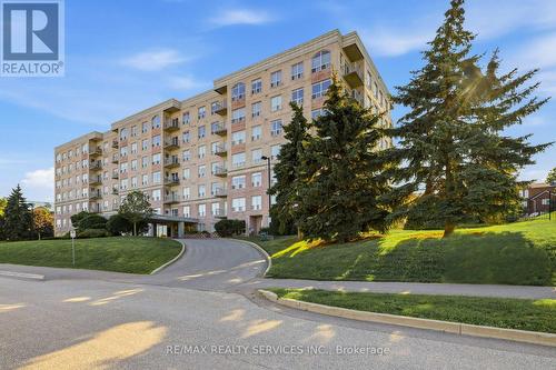 212 - 350 WELLINGTON STREET  Kingston, ON K7K 7J7