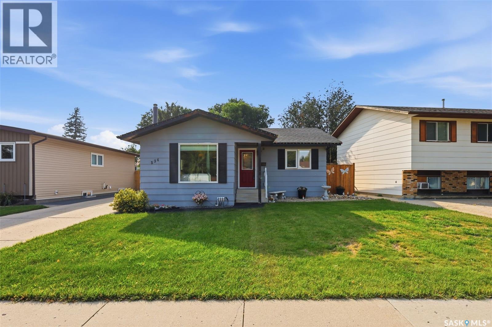 334 Needham Crescent, Saskatoon, SK