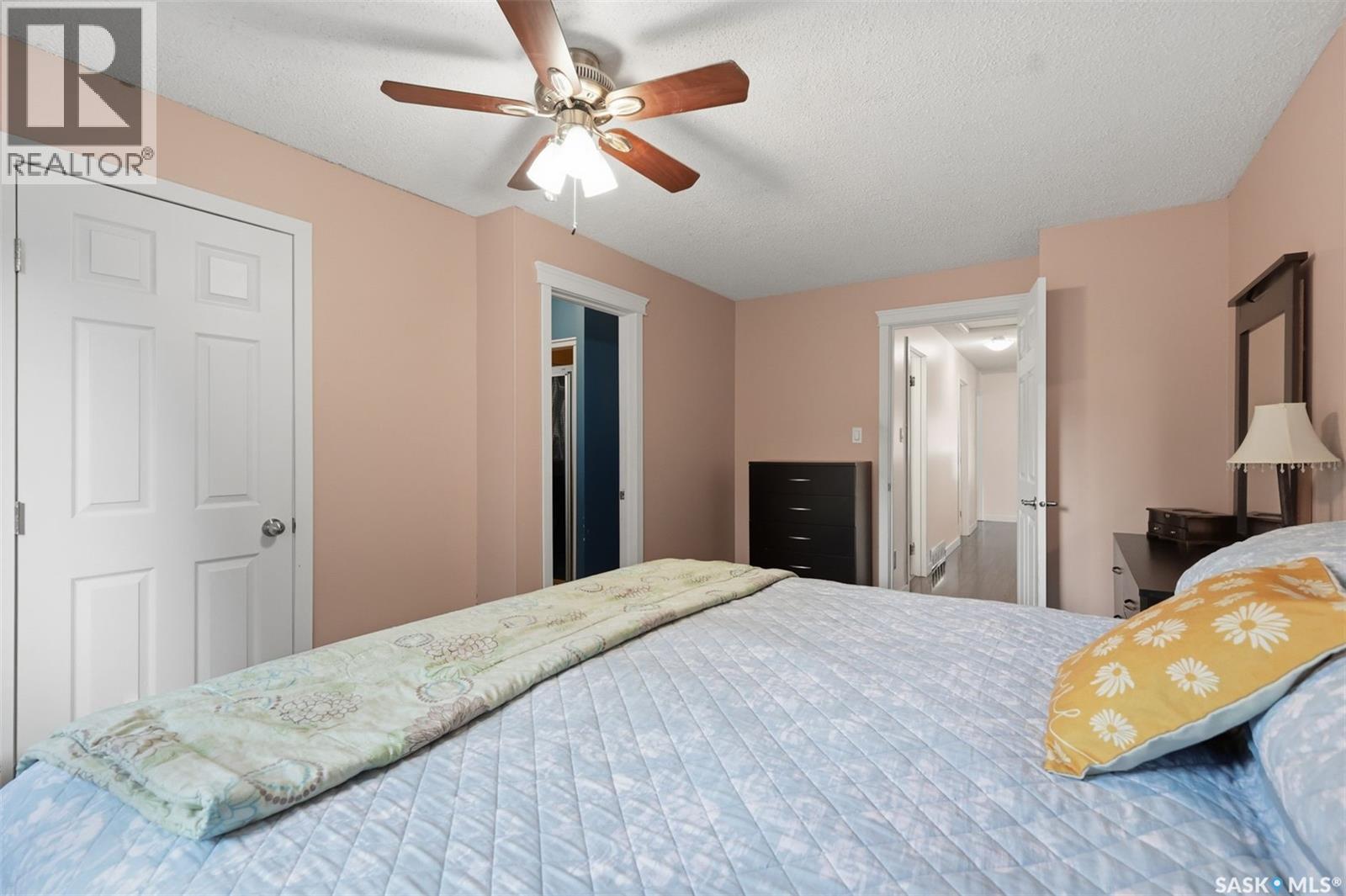 334 Needham Crescent, Saskatoon, SK