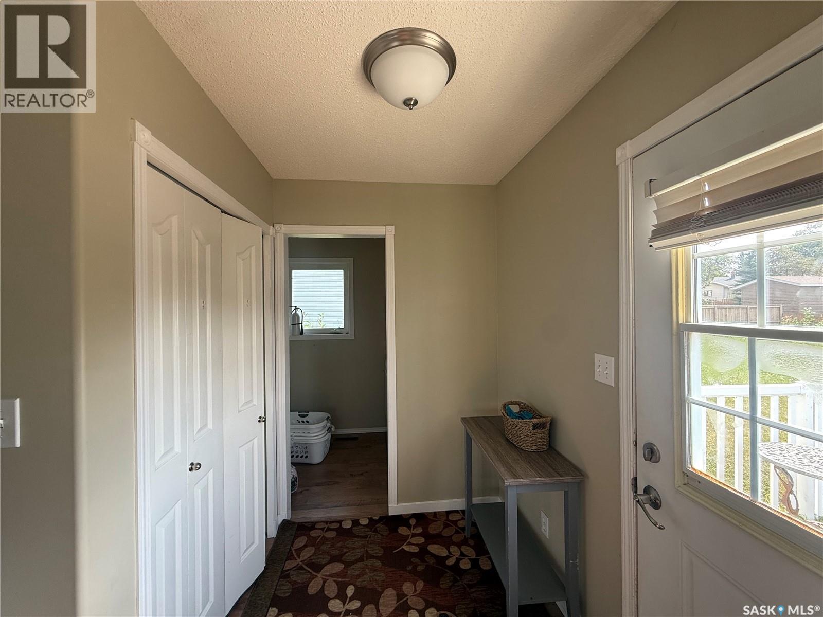 6 Shaw Place, Assiniboia, SK