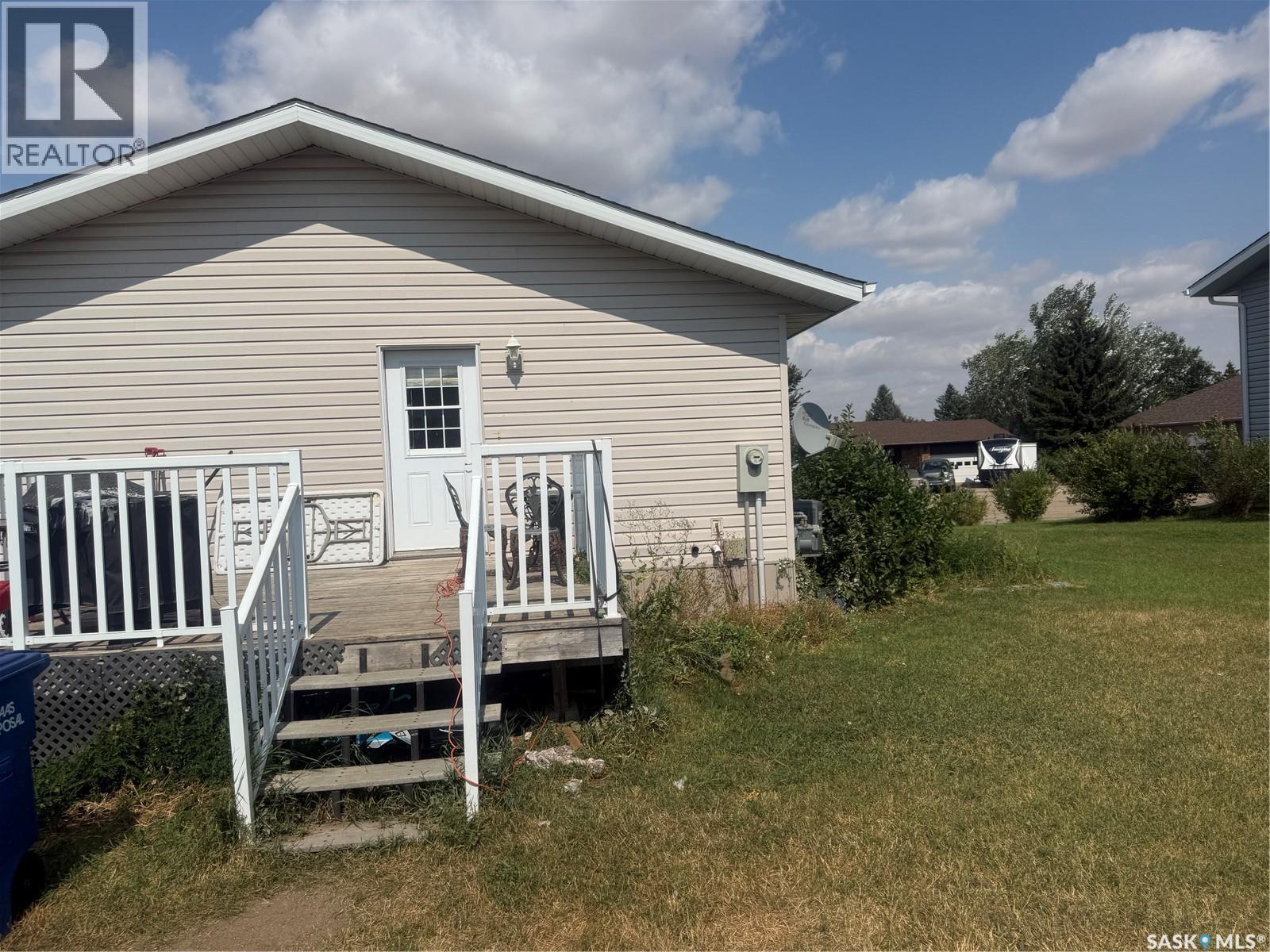 6 Shaw Place, Assiniboia, SK