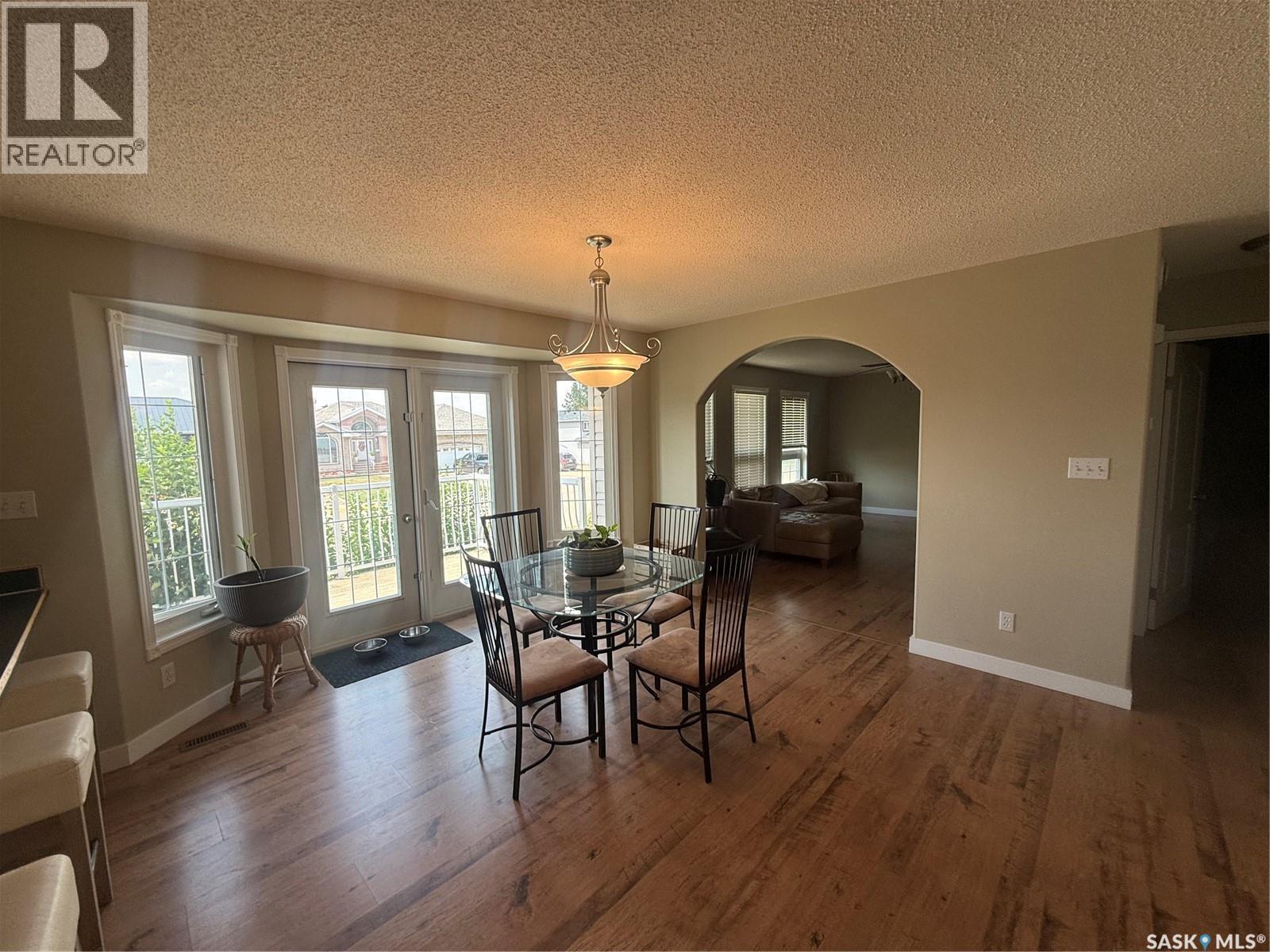 6 Shaw Place, Assiniboia, SK