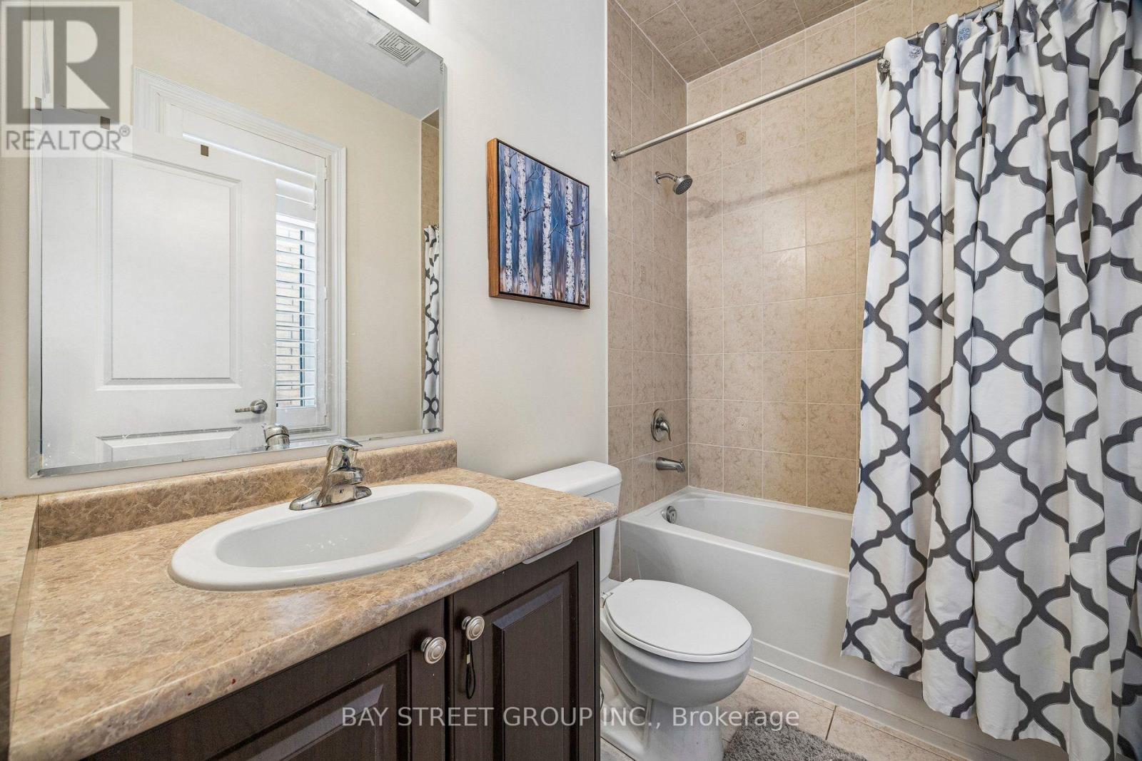 Ensuite #4 - 39 Harley Drive, Vaughan, ON