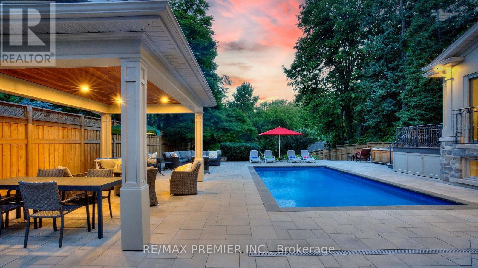 2064 Dickson Road, Mississauga, ON