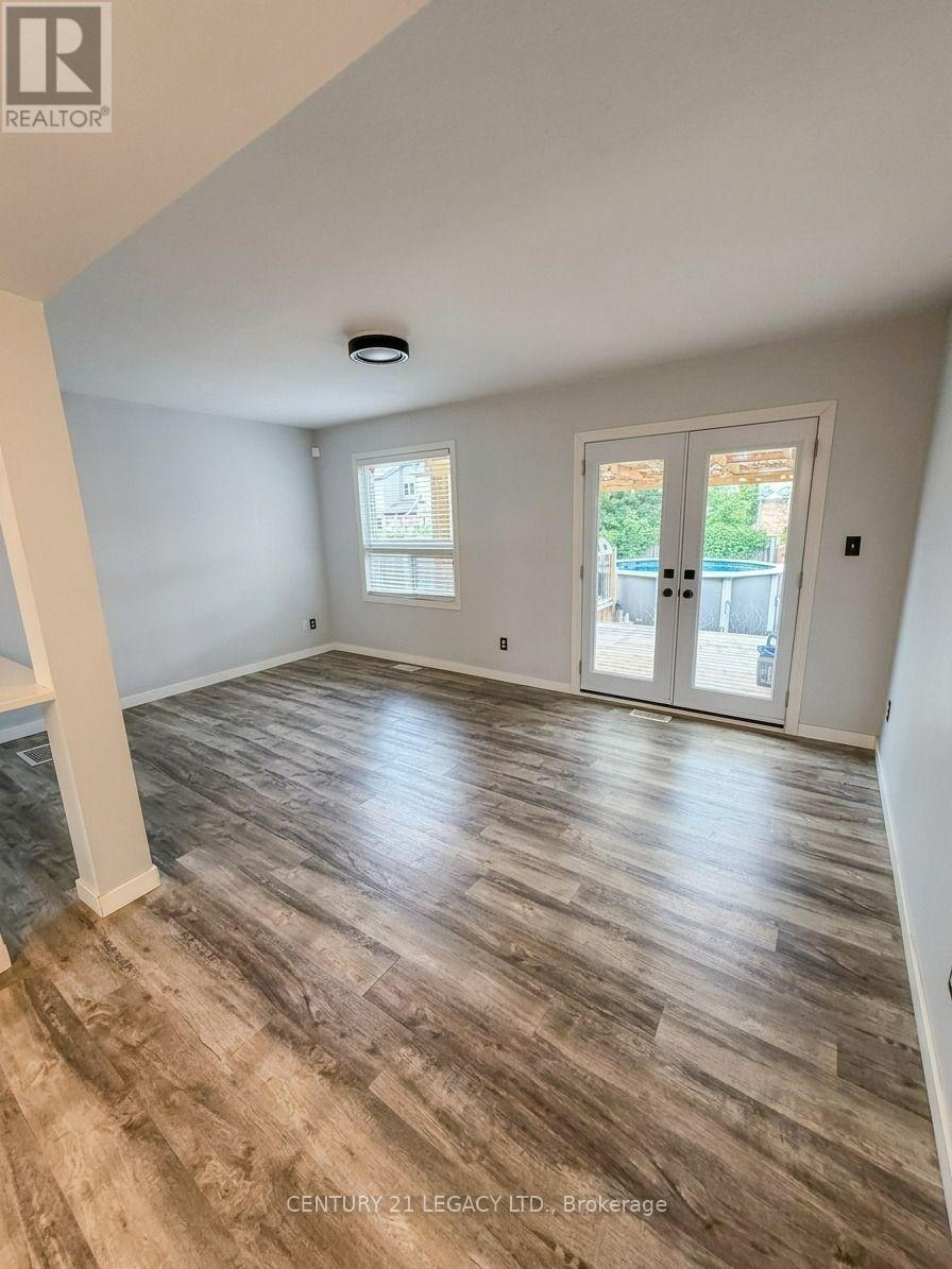 34 Mountain Laurel Crescent, Kitchener, ON