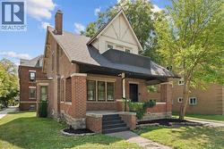 1423 RIVERSIDE DRIVE West Windsor, ON N9B 1A2