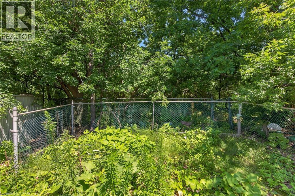 627 Geneva Park Drive, Burlington, ON