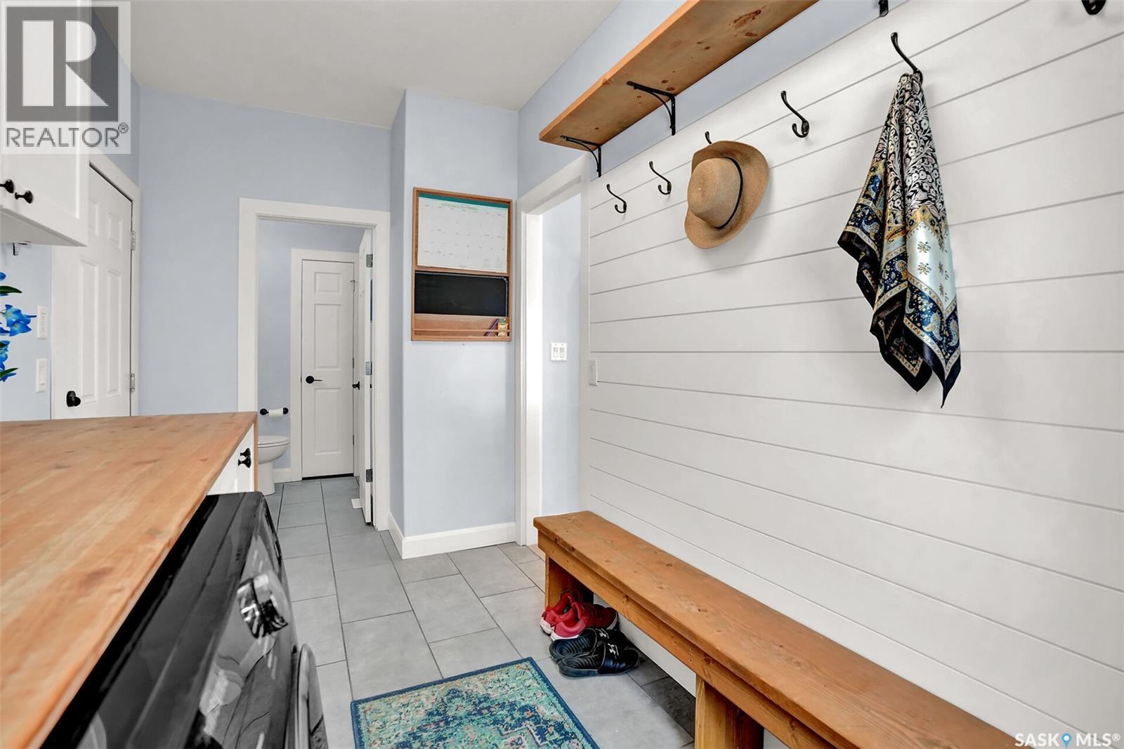3 Lott Road E, White City, SK