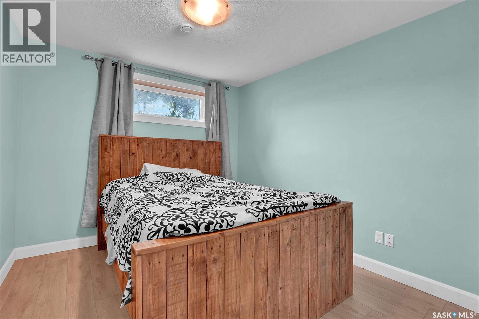 3 Lott Road E, White City, SK