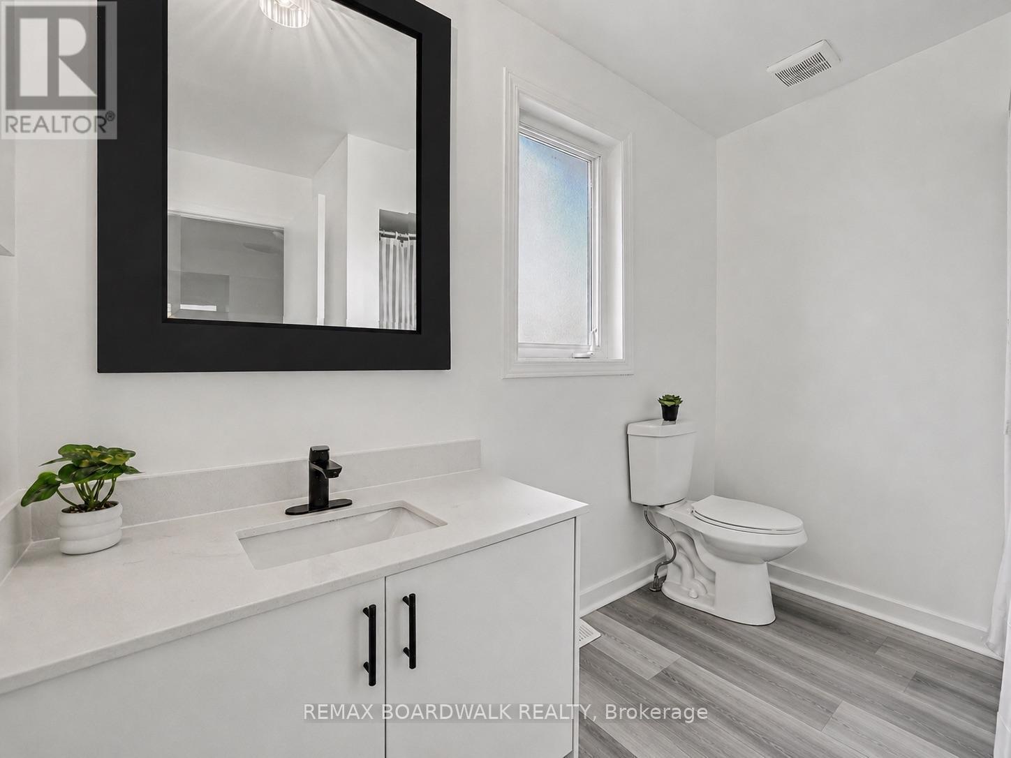 314 Valade Crescent, Ottawa, ON