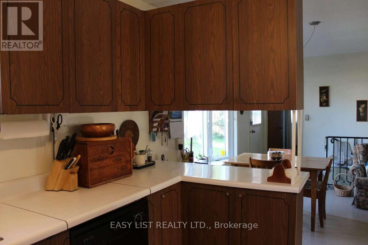2154 Dutton Crescent, Ottawa, ON