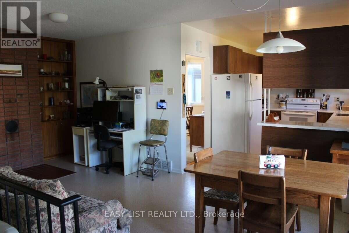 2154 Dutton Crescent, Ottawa, ON