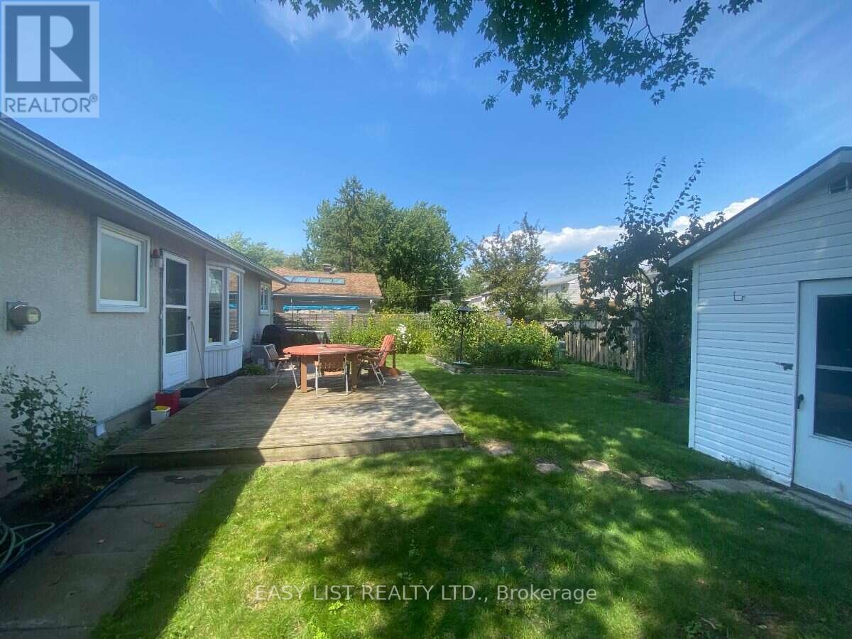 2154 Dutton Crescent, Ottawa, ON