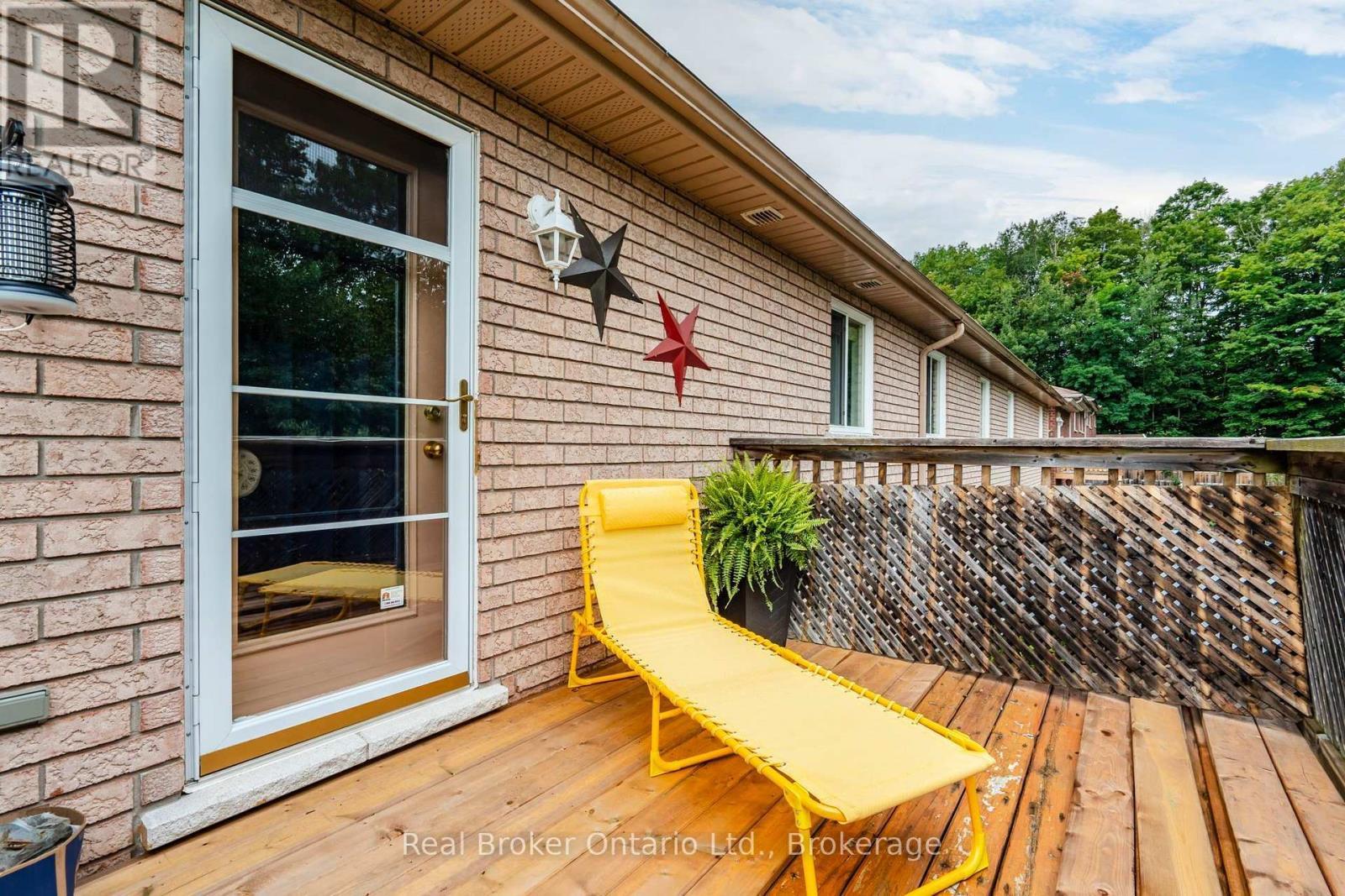 Balcony off Primary Bedroom - 140 Southwinds Crescent, Midland, ON