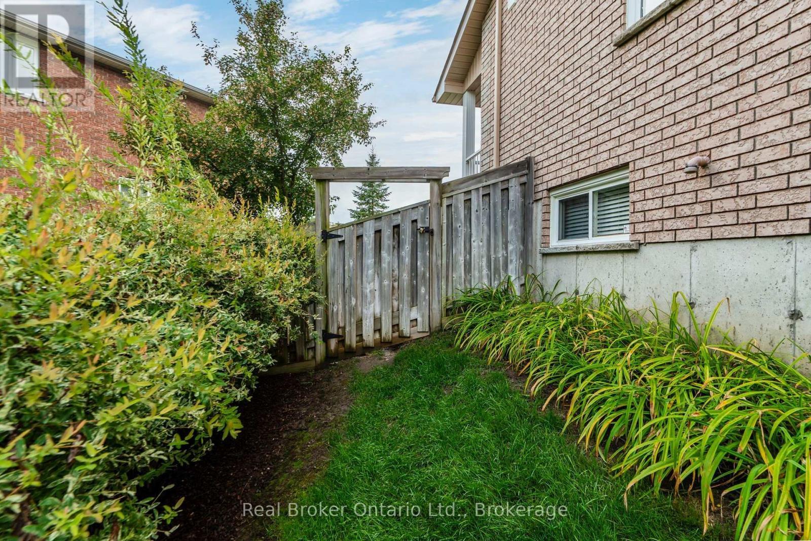 140 Southwinds Crescent, Midland, ON