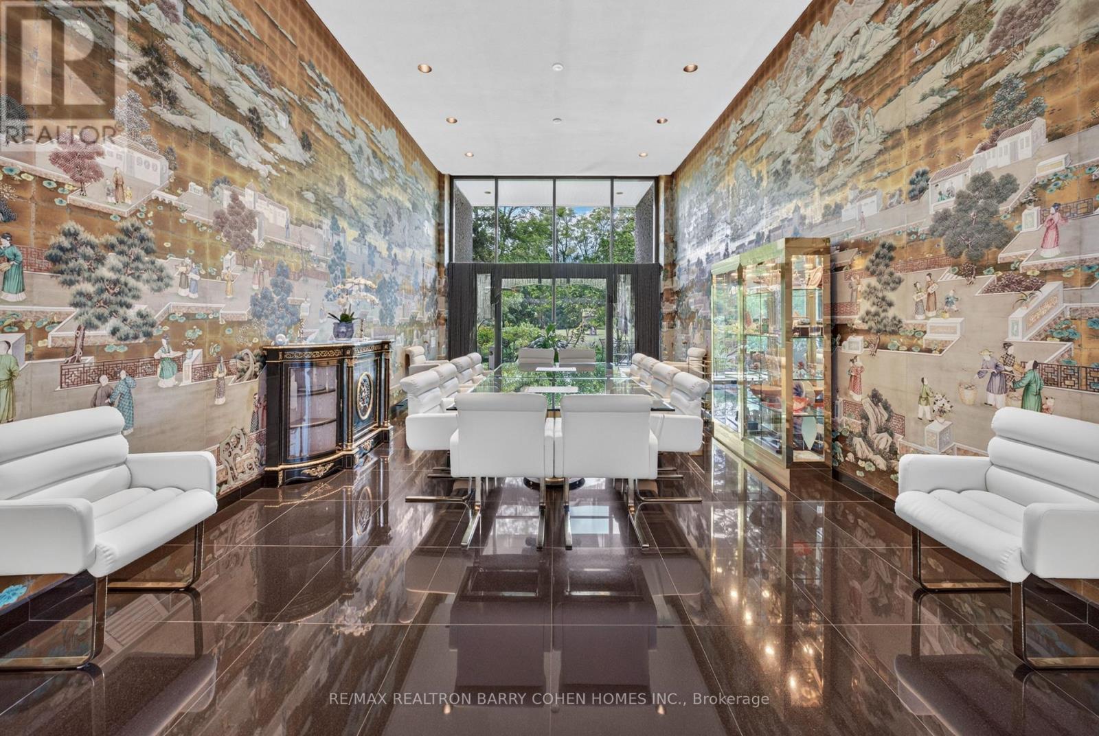 30 High Point Road, Toronto, ON