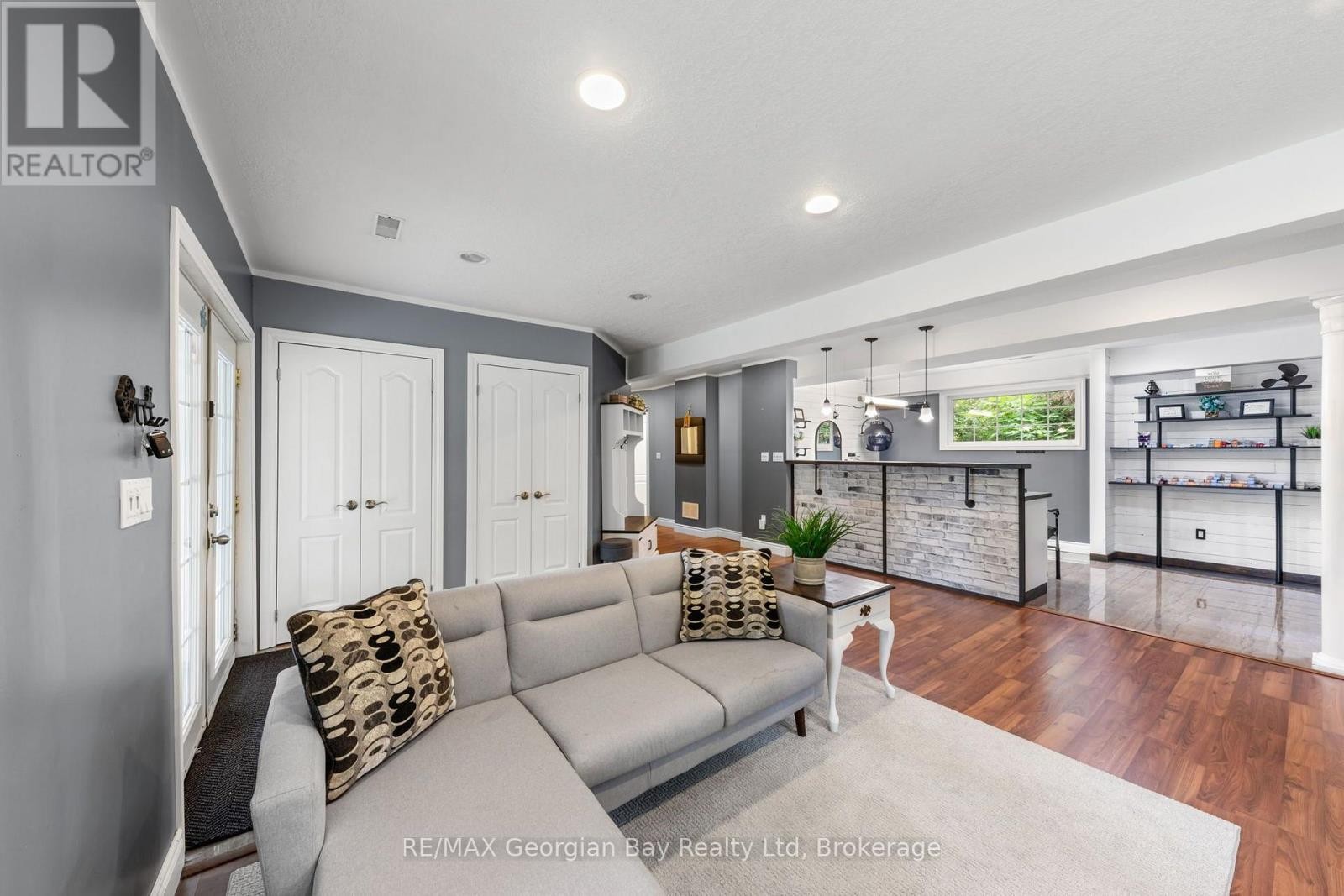 2384 Whetham Road, Springwater, ON
