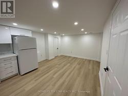BASEMENT - 38 CARTIER CRESCENT Richmond Hill, ON L4C 2N2