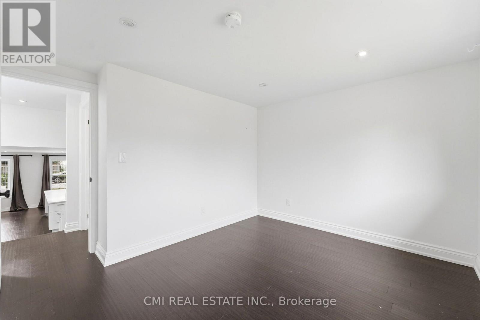 677 Lomond Crescent, Burlington, ON
