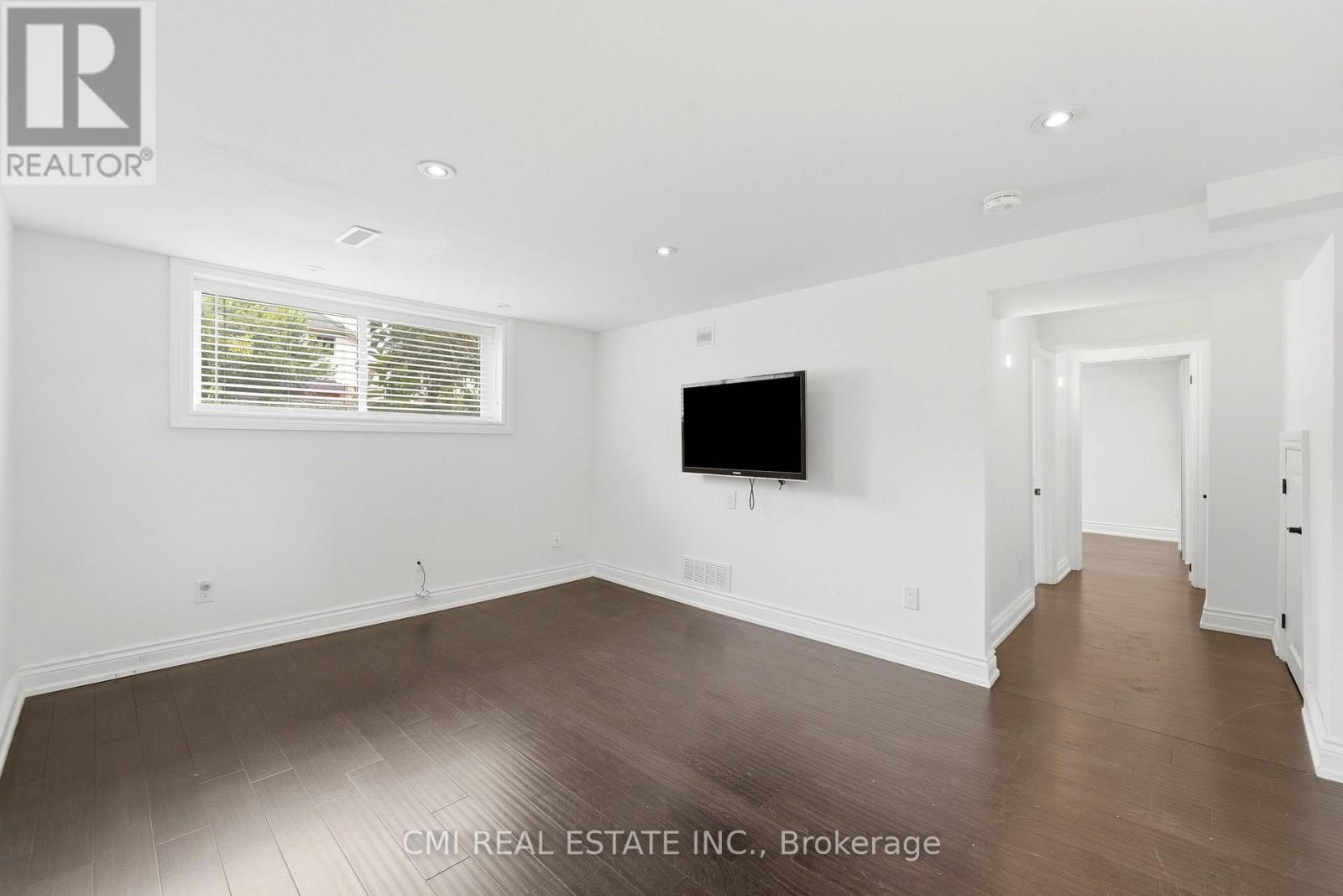 677 Lomond Crescent, Burlington, ON