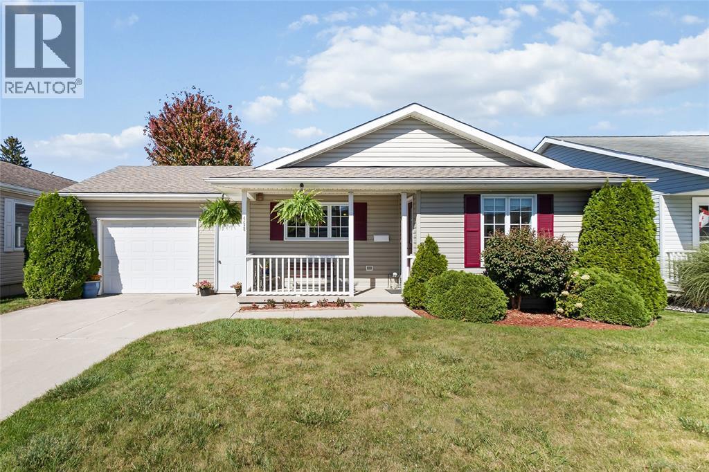 458 Richard Crescent, Strathroy, ON