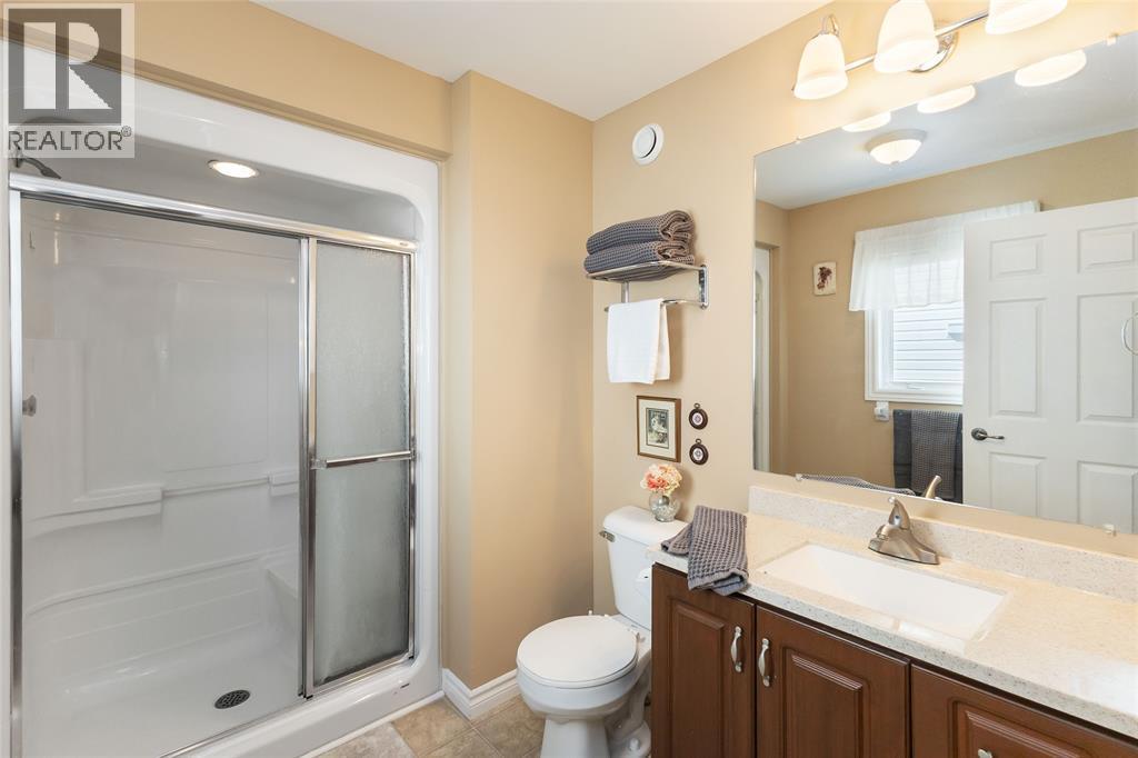 458 Richard Crescent, Strathroy, ON
