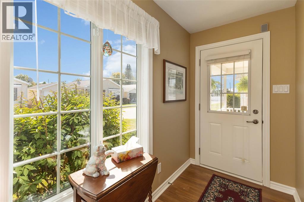 458 Richard Crescent, Strathroy, ON