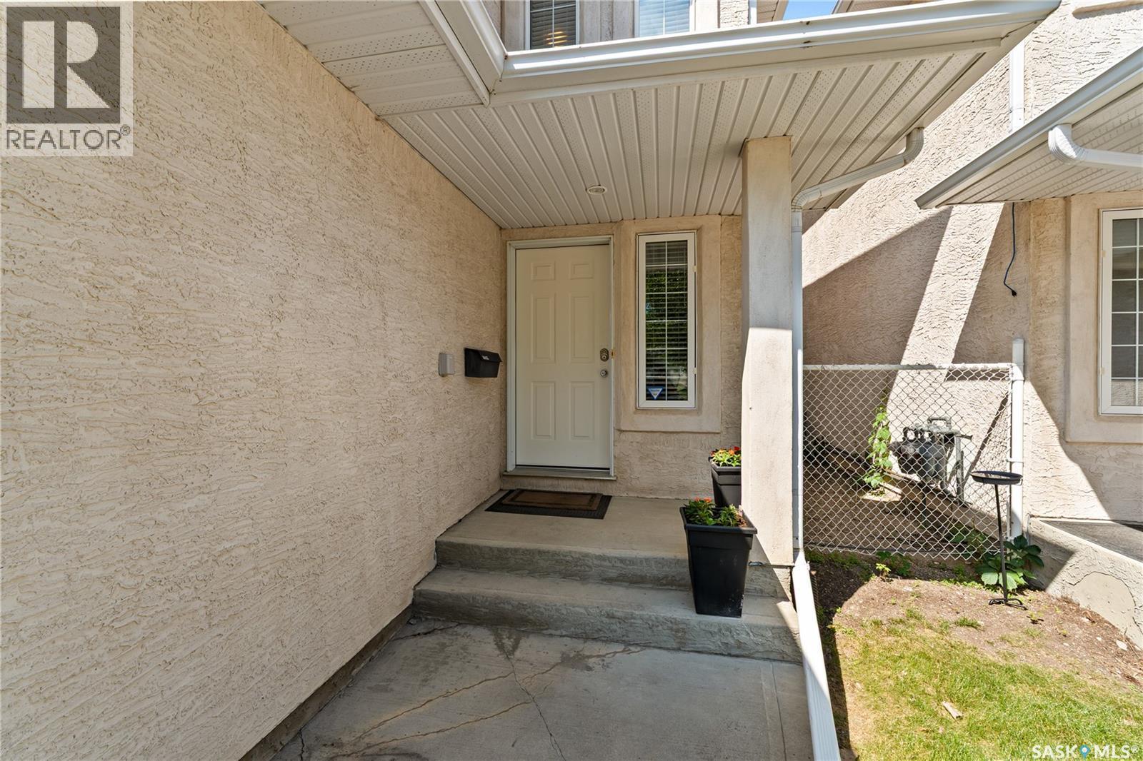 2274 Atkinson Street, Regina, SK