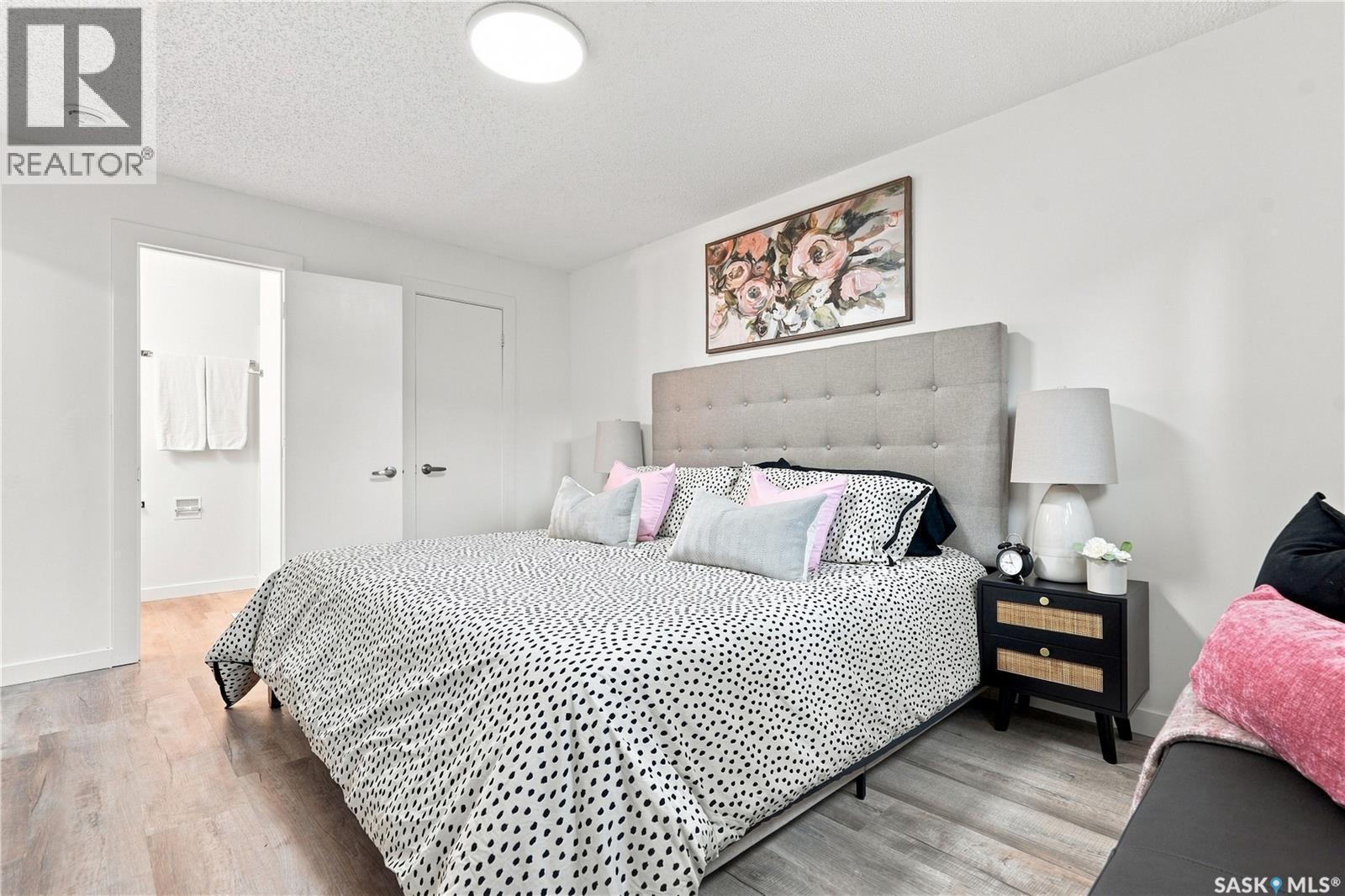 607 Lenore Drive, Saskatoon, SK