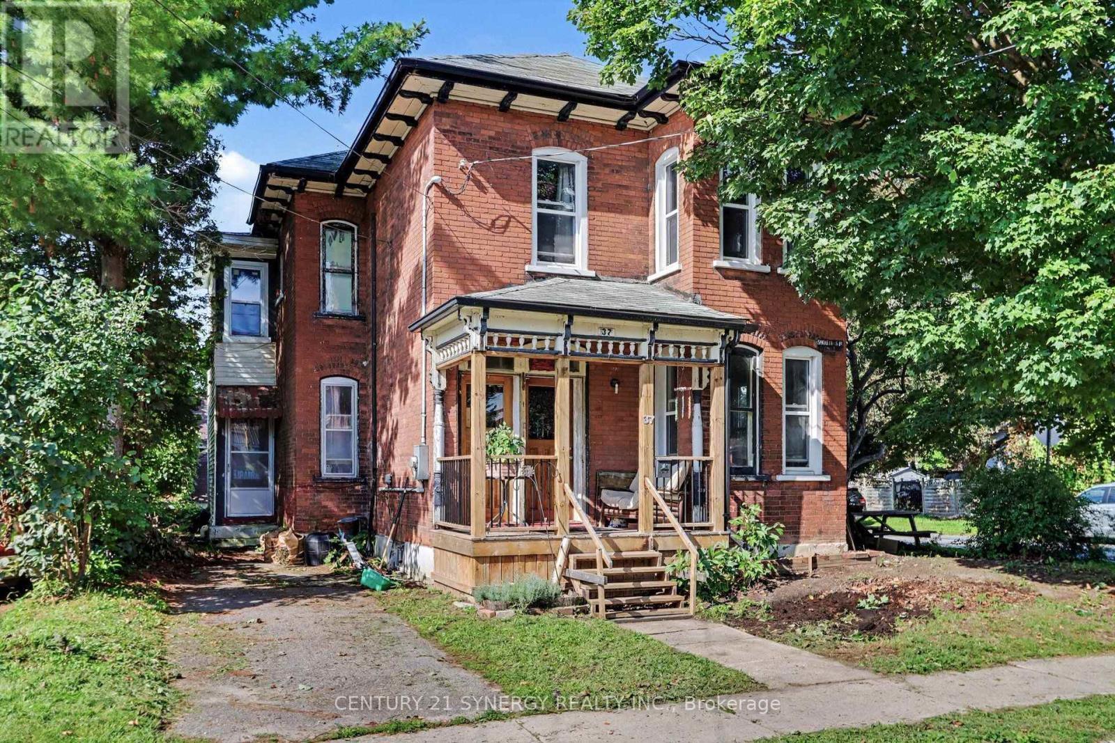 37 Smiths Falls Avenue, Smiths Falls, ON
