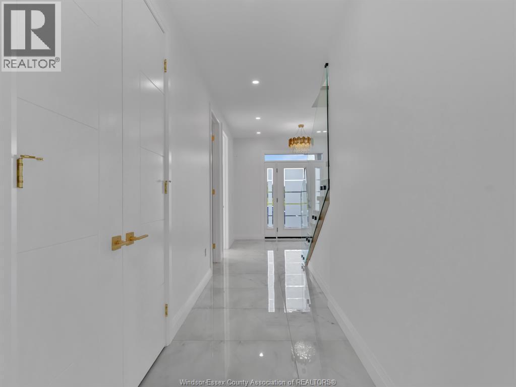 3672 Sutton Avenue, Windsor, ON