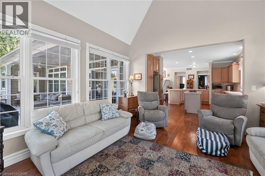 413 8Th Conc Rd Enr Concession, Clear Creek, ON