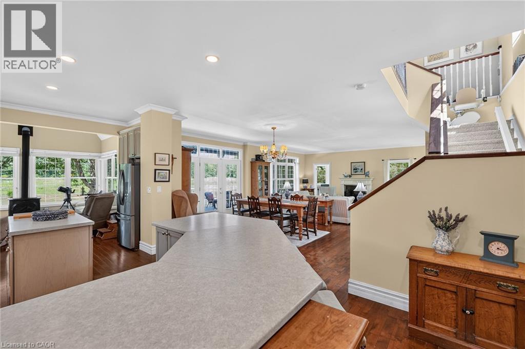 413 8Th Conc Rd Enr Concession, Clear Creek, ON