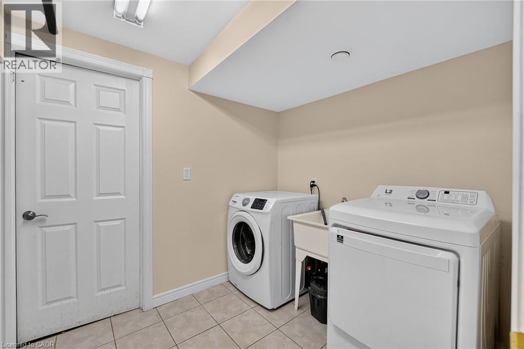 413 8Th Conc Rd Enr Concession, Clear Creek, ON