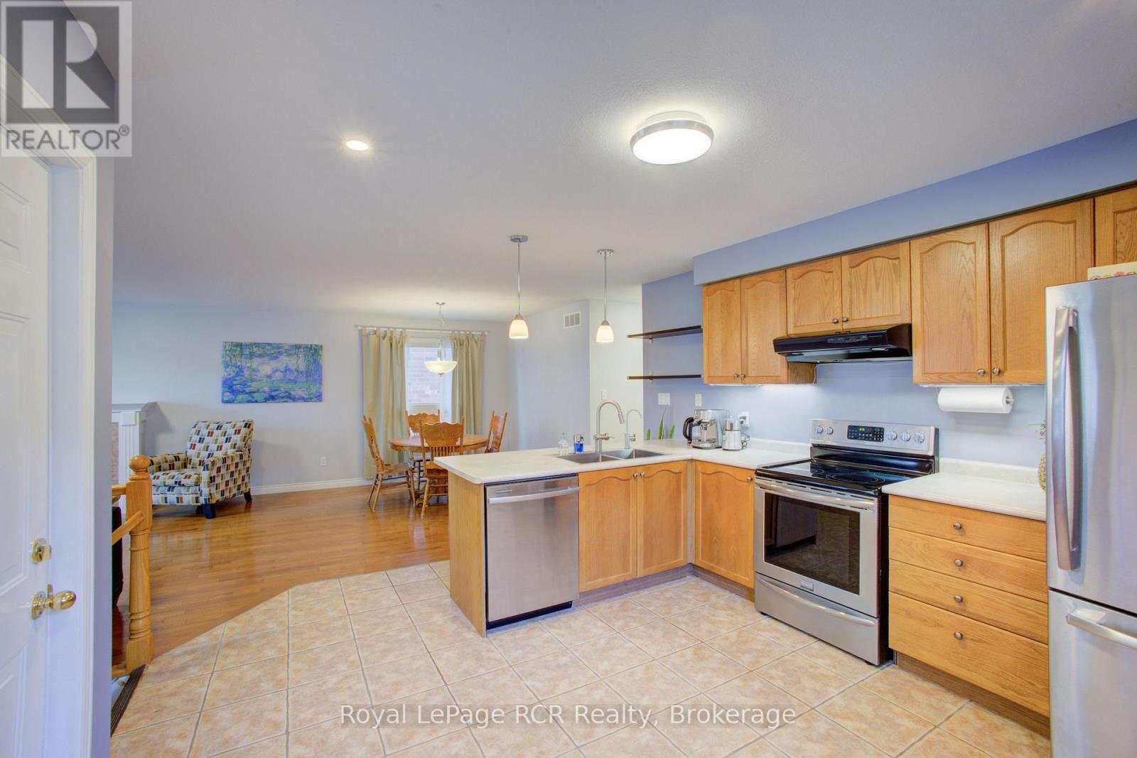 952 Gzowski Street, Centre Wellington (Fergus), ON