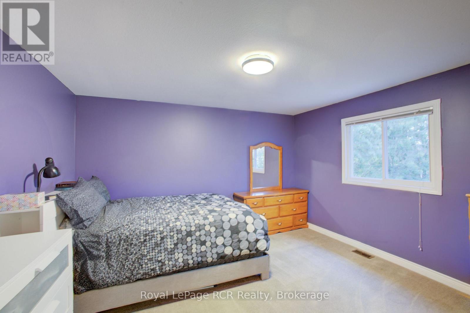 952 Gzowski Street, Centre Wellington (Fergus), ON