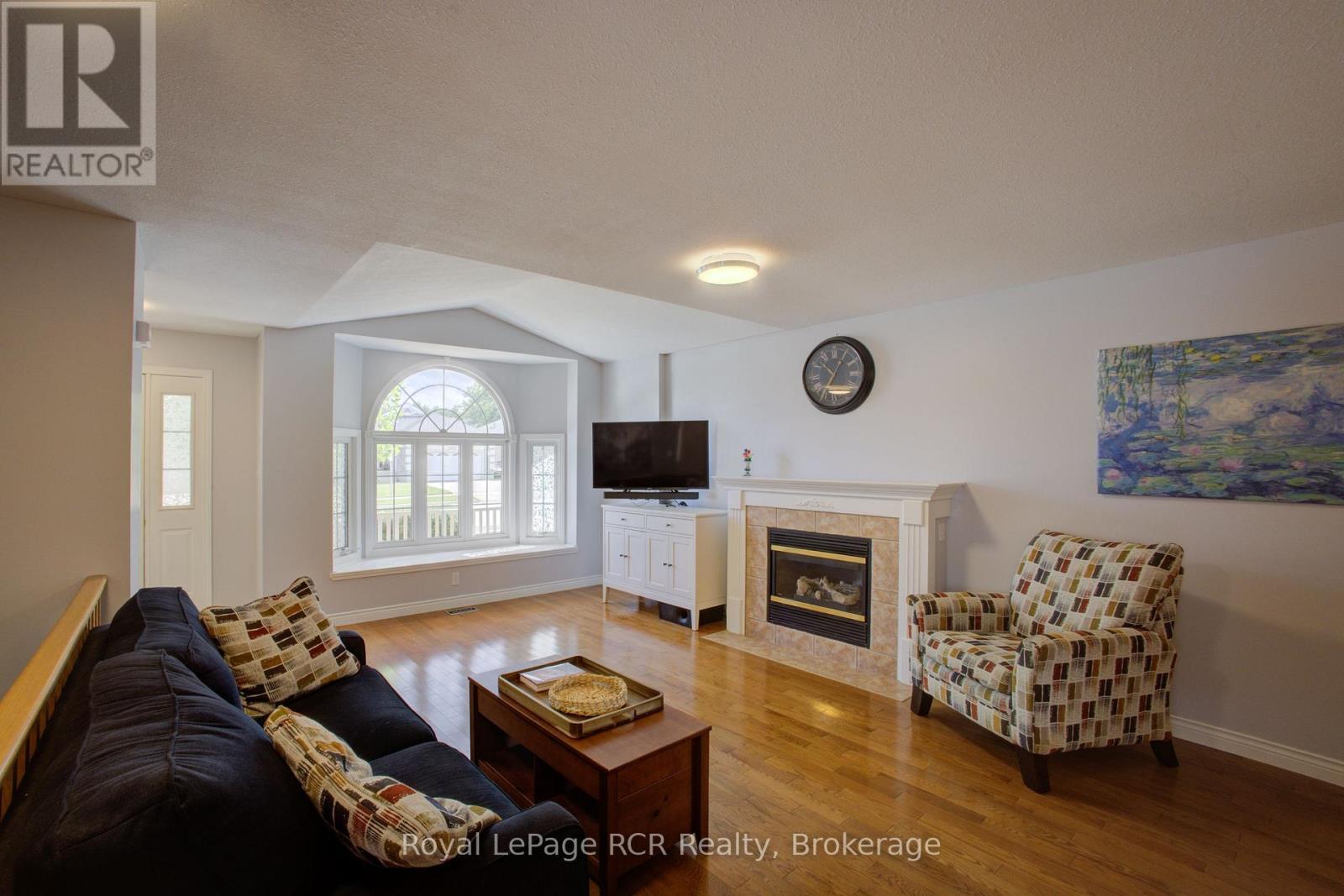 952 Gzowski Street, Centre Wellington (Fergus), ON