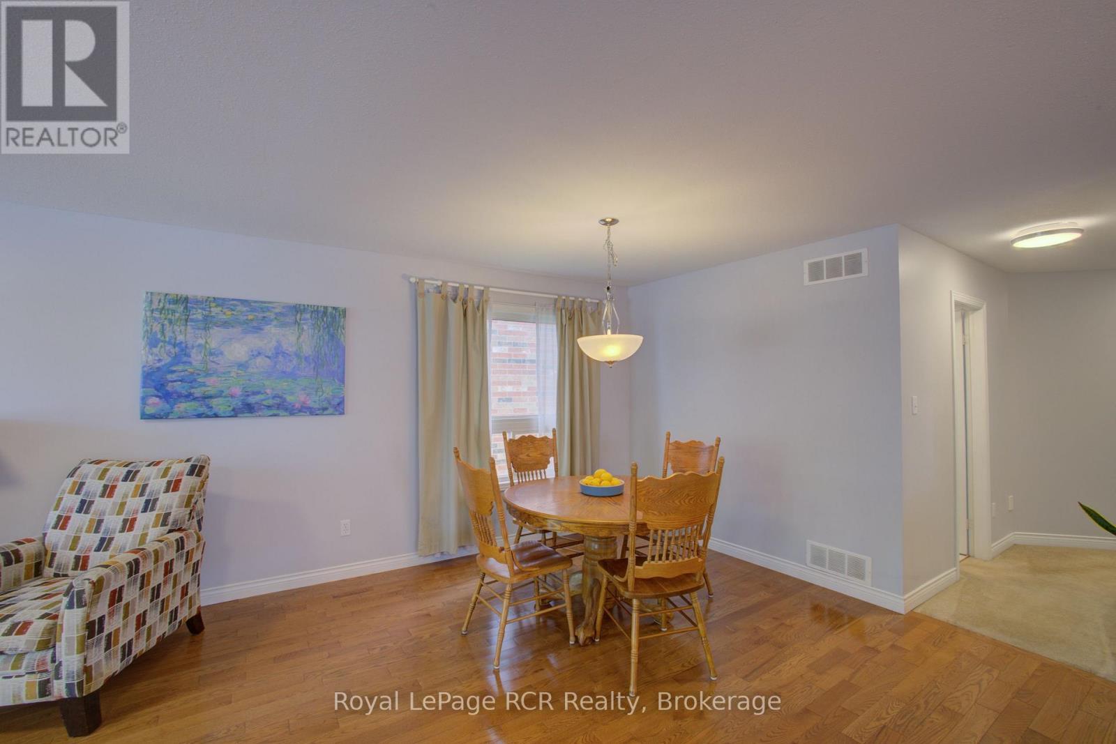 952 Gzowski Street, Centre Wellington (Fergus), ON