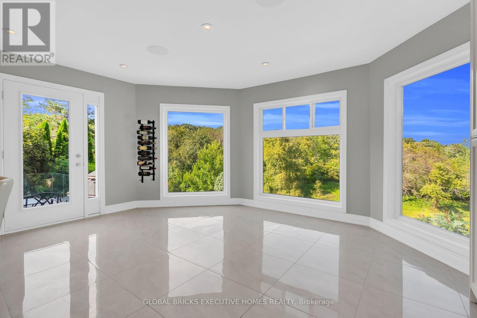 2169 Bonfield Court, Burlington, ON