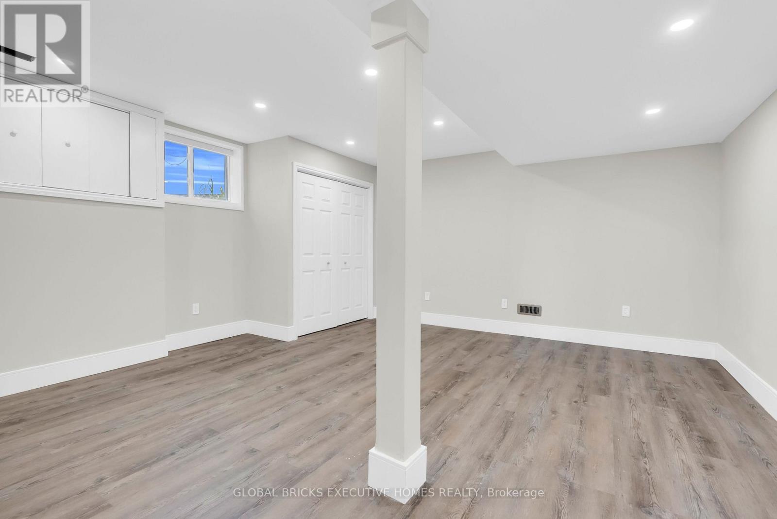 2169 Bonfield Court, Burlington, ON