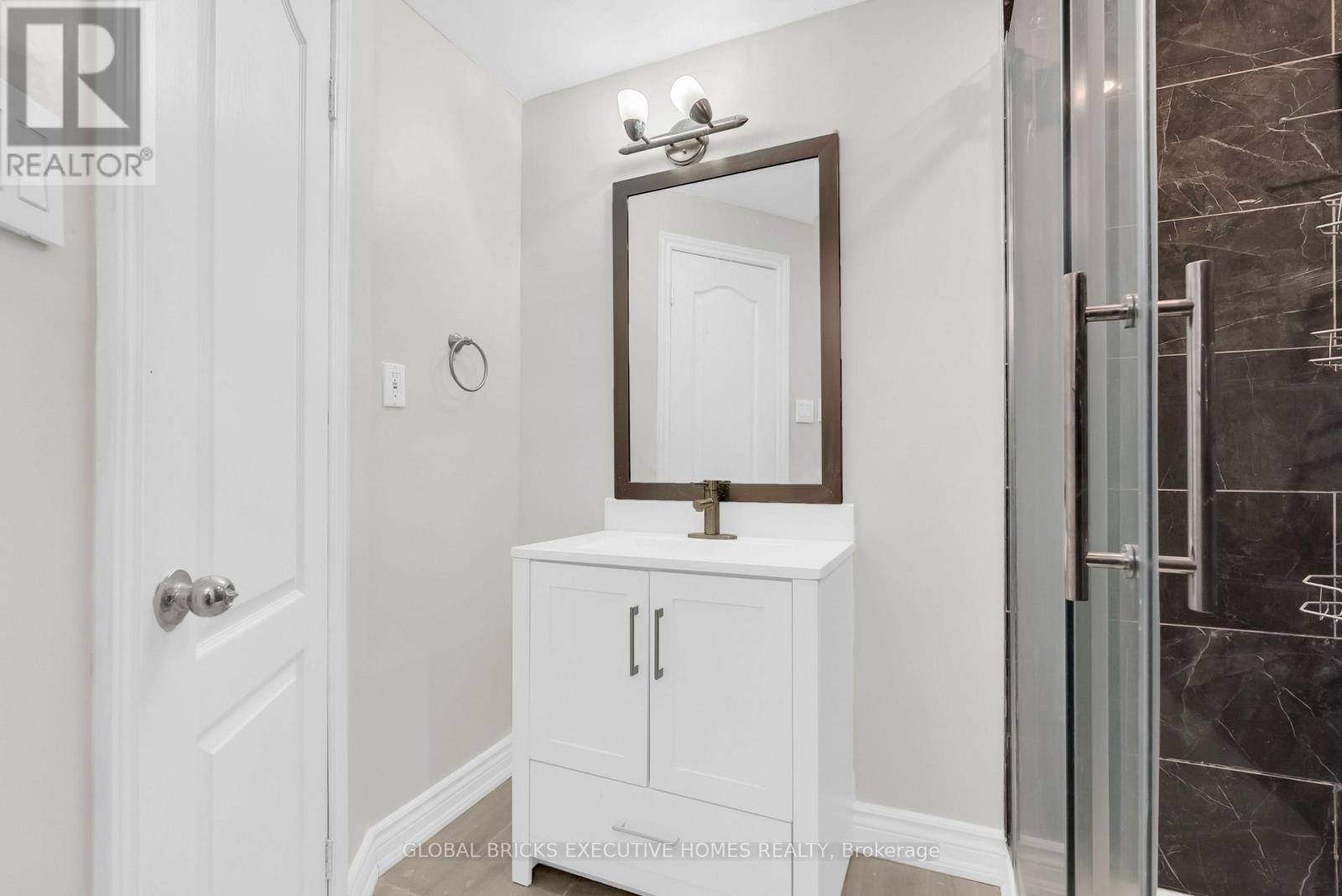 2169 Bonfield Court, Burlington, ON